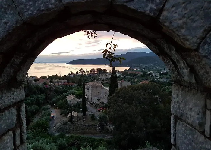 βάρδια Ξενοδοχείο 2*