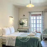 Hotel Vardia