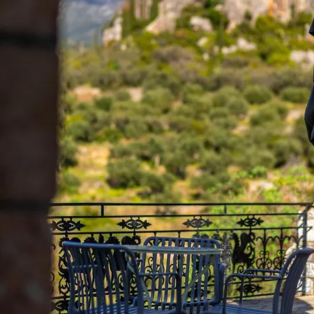 Vardia ホテル カルダミリ