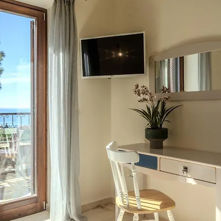 Hotel Vardia Kardhamili