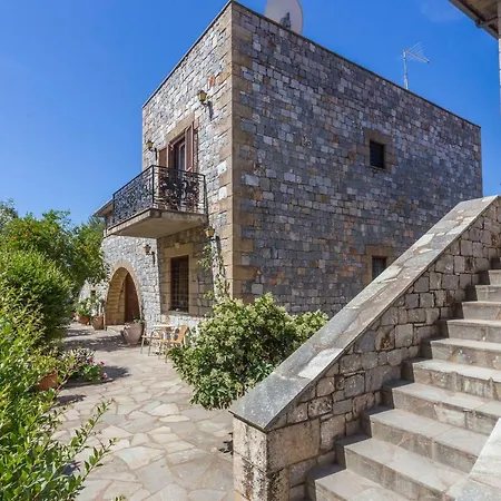 Vardia 2* Kardamíli