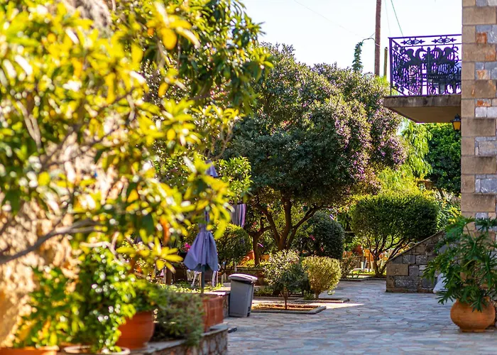 Vardia 2* Kardhamili