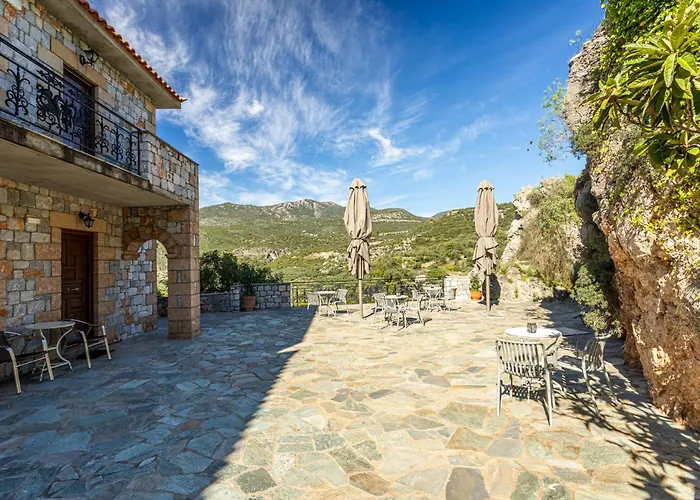 Vardia Hotel Kardhamili