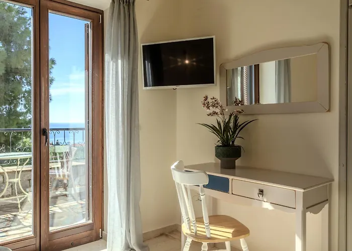 Hotell Vardia Kardhamili